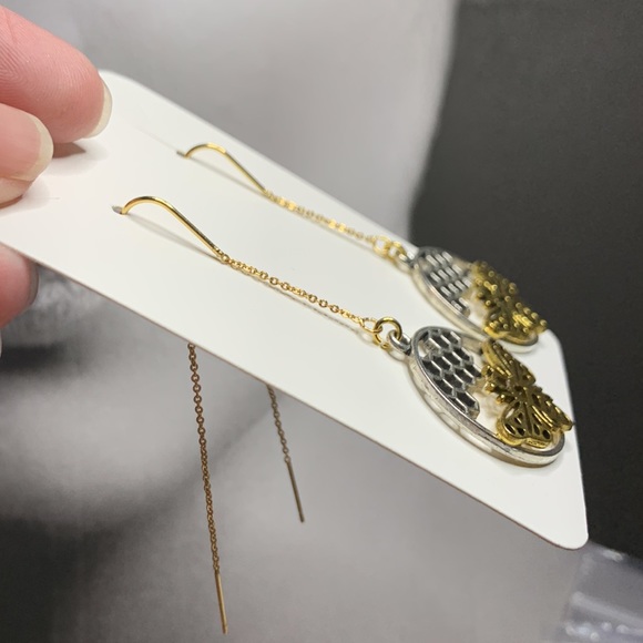 18k Gold Plated Earring Threads with Dangling Bee and Honey Comb Pendant - Picture 6 of 10